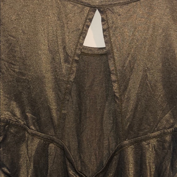 Lululemon X SoulCycle To The Beat Tee - Picture 11 of 14